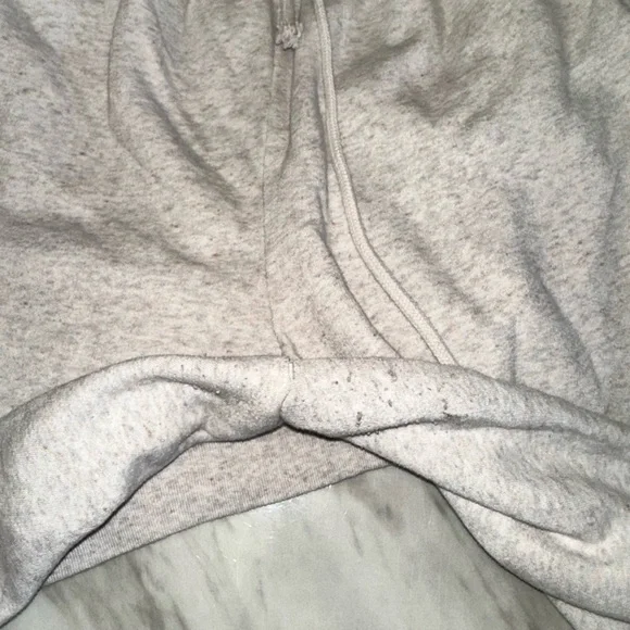 PINK Victoria's Secret Gray Hoodie and Sweatpants Set - Picture 4 of 9